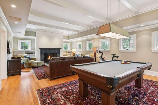1961 Kenwood Parkway, Minneapolis, MN 55405