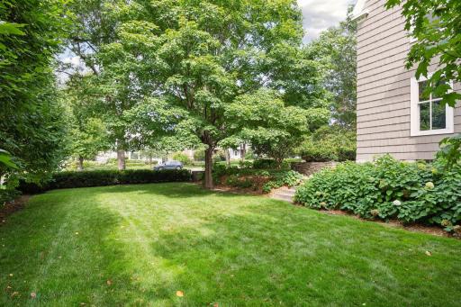 1961 Kenwood Parkway, Minneapolis, MN 55405