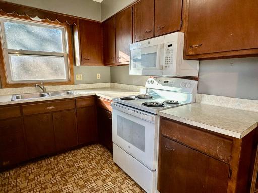 1609 8th Street SW, Willmar, MN 56201