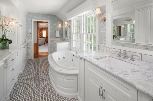 Full Primary Bathroom