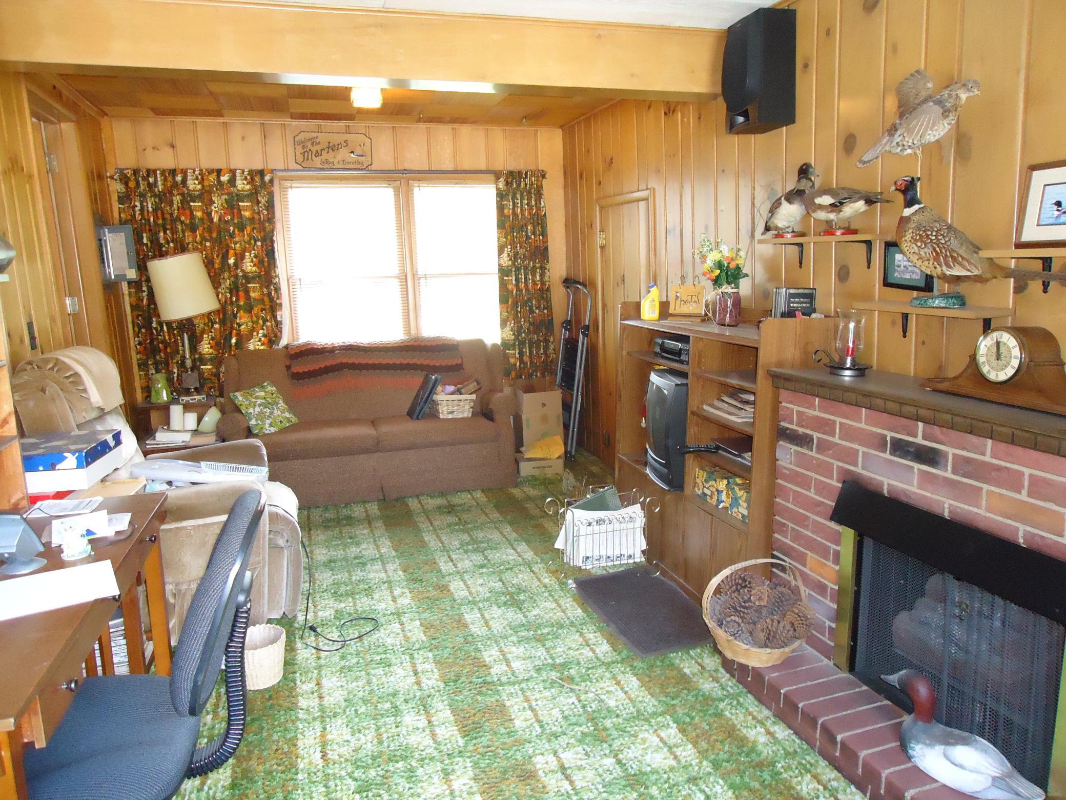 Sitting Room/Breezeway