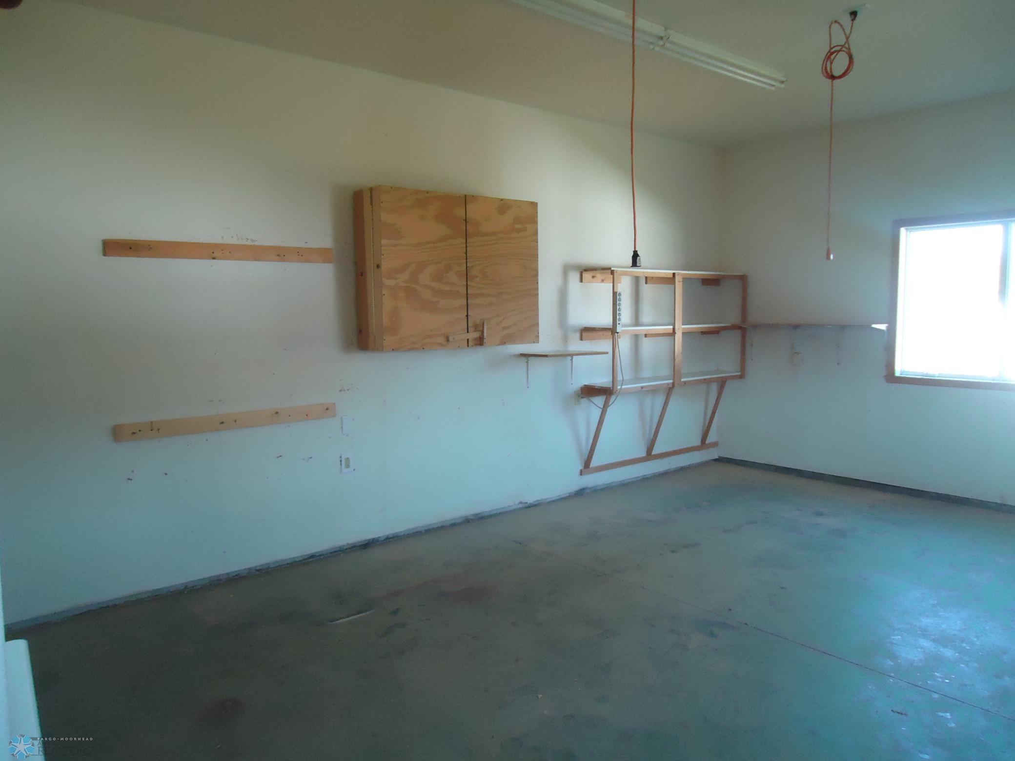 15 x 20 heated shop off garage