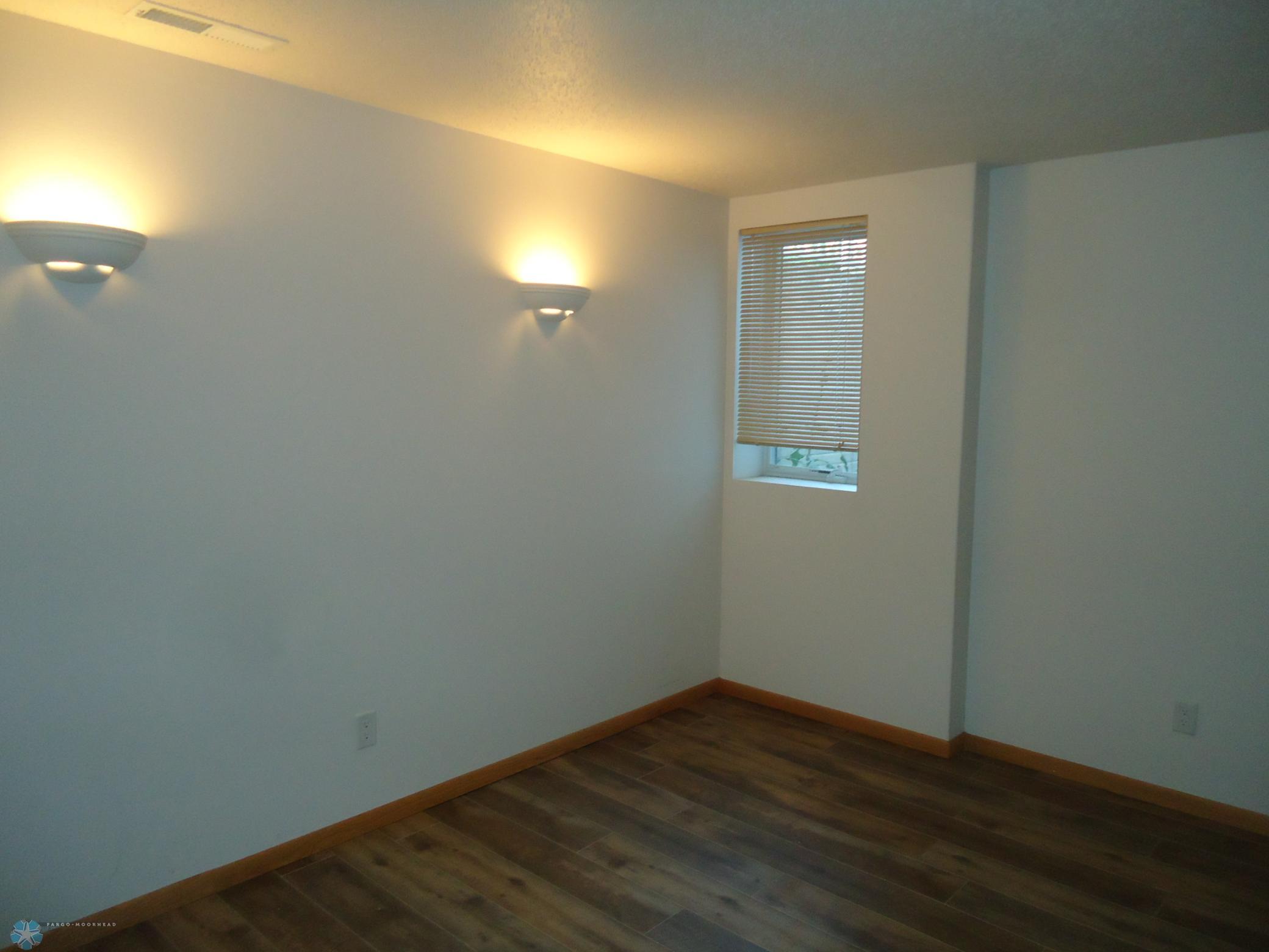 egress window in 3rd bdrm