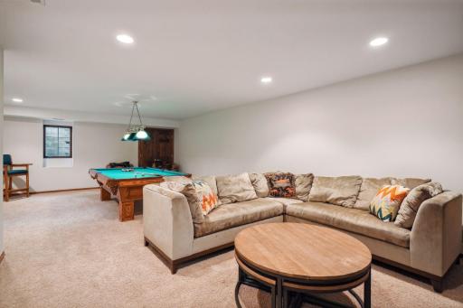 6 Windy Hill Court, Inver Grove Heights, MN 55077