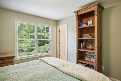 6 Windy Hill Court, Inver Grove Heights, MN 55077