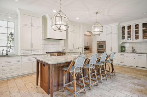 6 Windy Hill Court, Inver Grove Heights, MN 55077