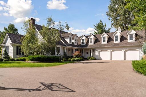 6 Windy Hill Court, Inver Grove Heights, MN 55077