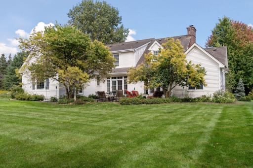 6 Windy Hill Court, Inver Grove Heights, MN 55077