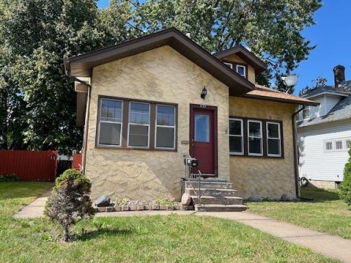 1283 Rice Street, Saint Paul, MN 55117