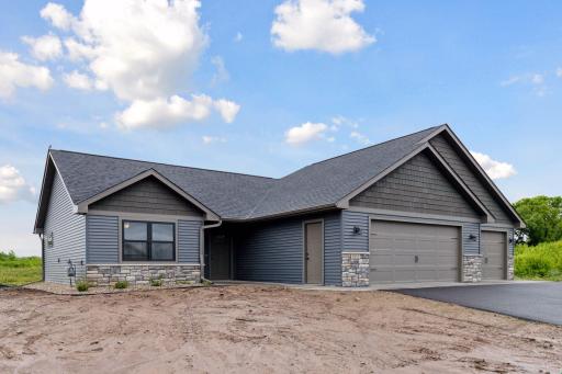 1915 Otter Way, New Richmond, WI 54017