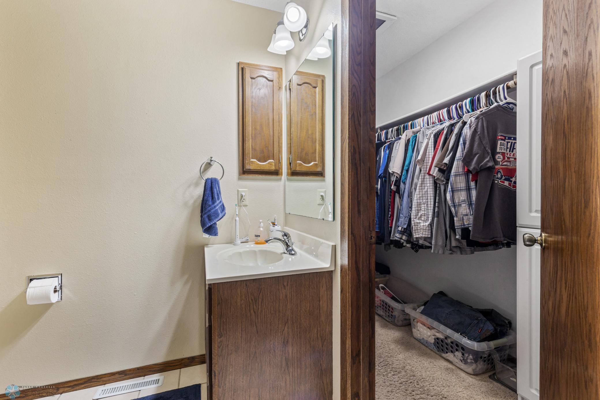 Primary Bathroom/Closet