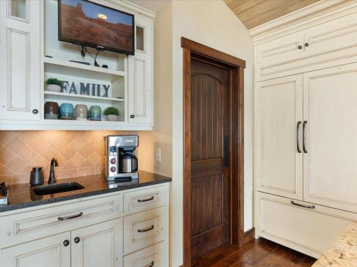 8569 Birchwood Hills Road, Nisswa, MN 56468