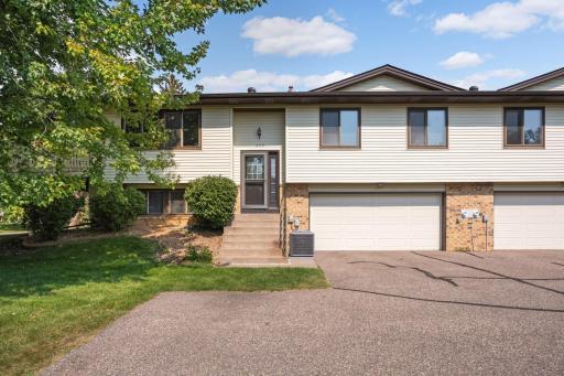 859 Sherwood Road, Shoreview, MN 55126