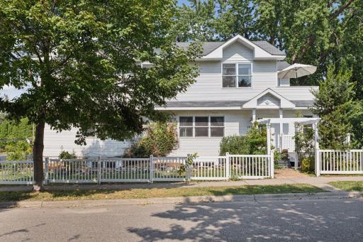 2920 W 42nd Street, Minneapolis, MN 55410