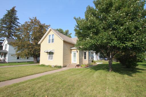 Welcome Home! Professional photos coming soon!