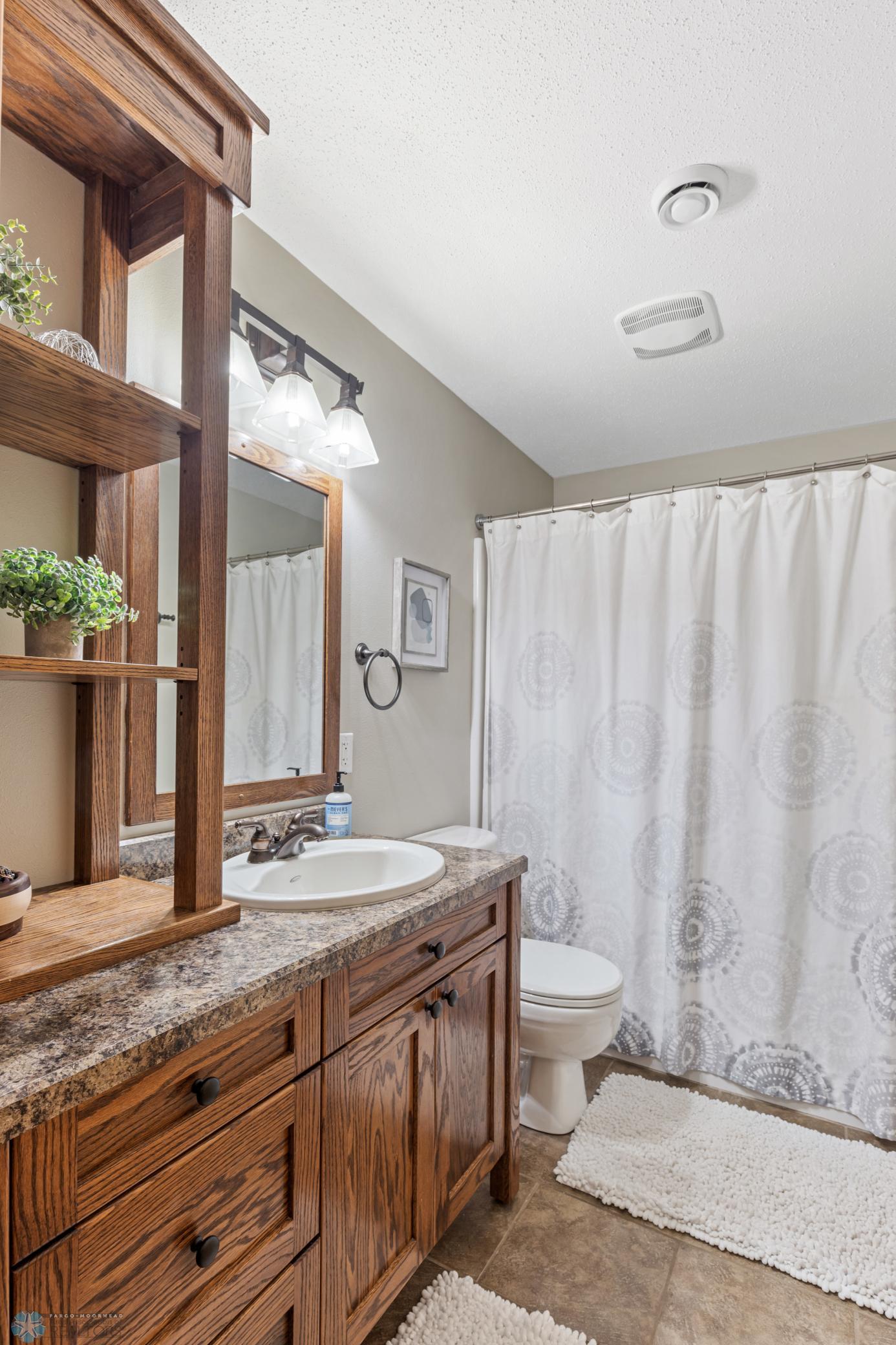 4th Bathroom