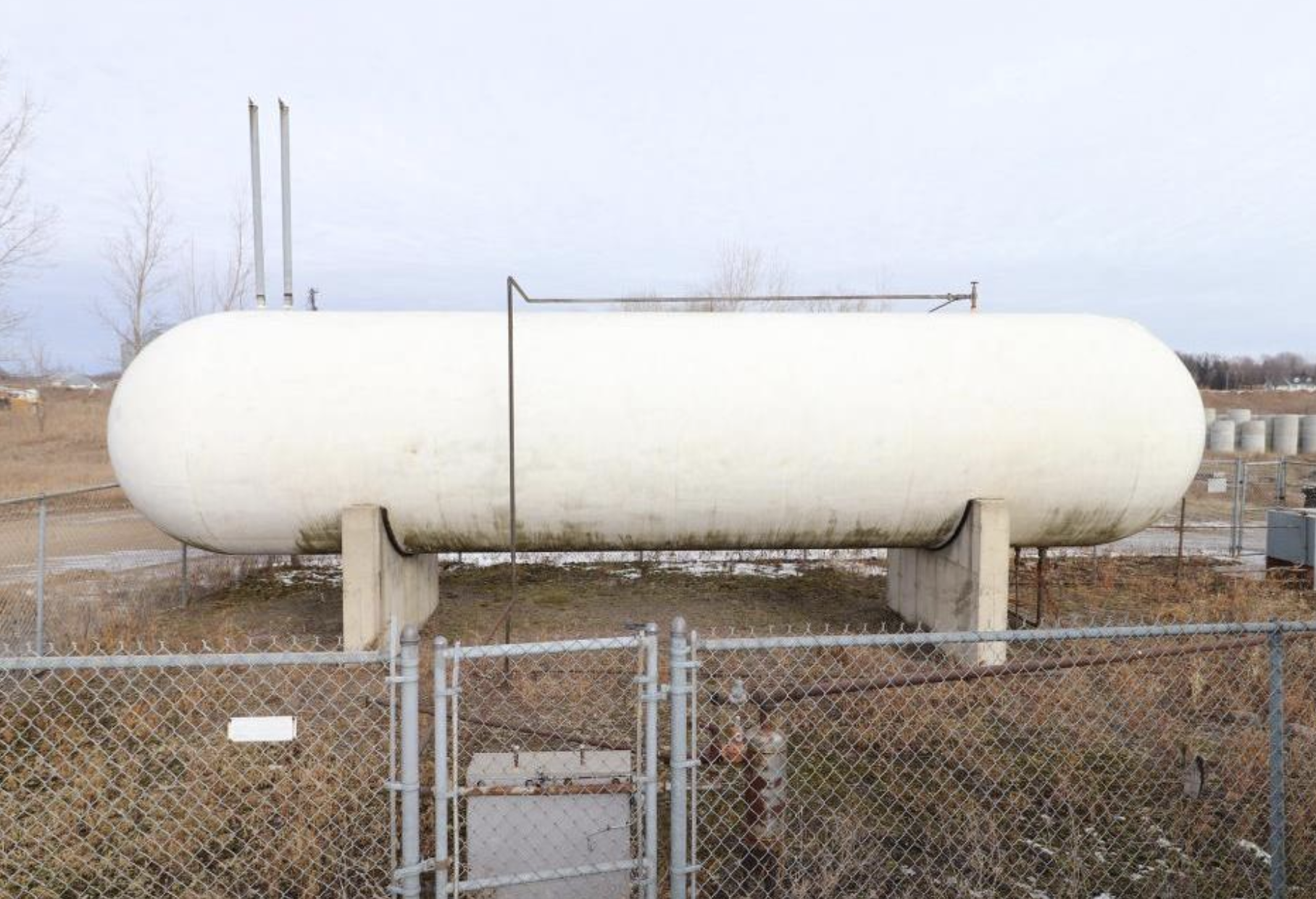 LARGE LP TANK.png