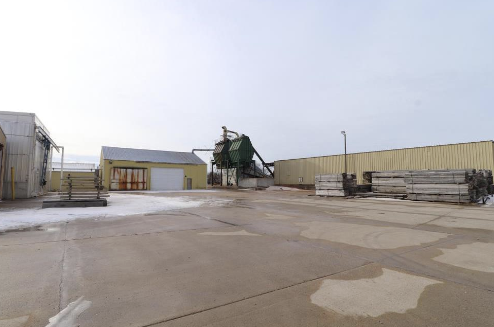 CONCRETE LOADING AREA.png