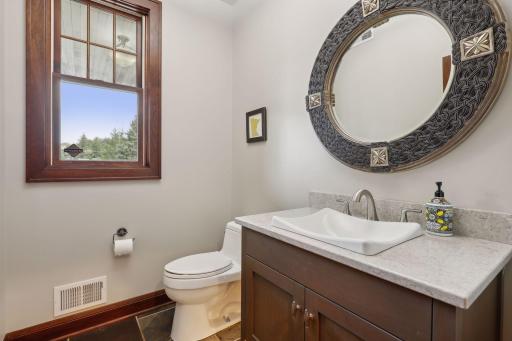 5200 Kelsey Terrace, Edina, MN 55436