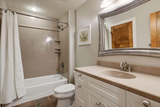 5200 Kelsey Terrace, Edina, MN 55436