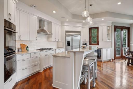 5200 Kelsey Terrace, Edina, MN 55436