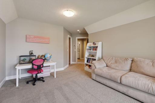 5200 Kelsey Terrace, Edina, MN 55436