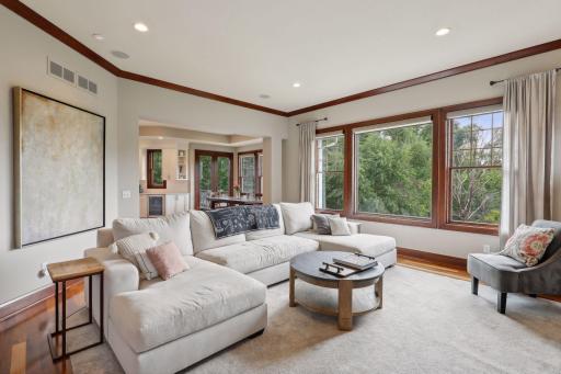 5200 Kelsey Terrace, Edina, MN 55436