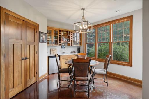 5200 Kelsey Terrace, Edina, MN 55436