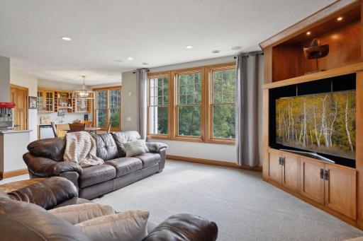 5200 Kelsey Terrace, Edina, MN 55436