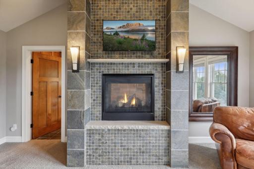 5200 Kelsey Terrace, Edina, MN 55436