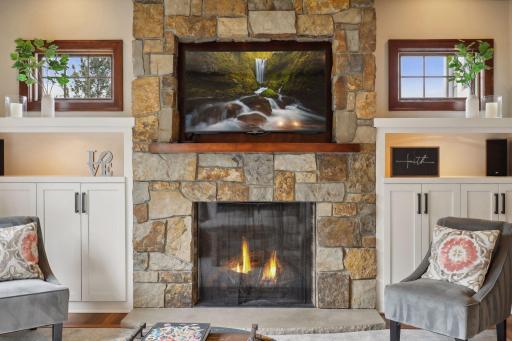 5200 Kelsey Terrace, Edina, MN 55436