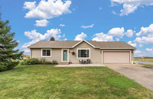 801 Eulaine Circle, Hammond, WI 54015