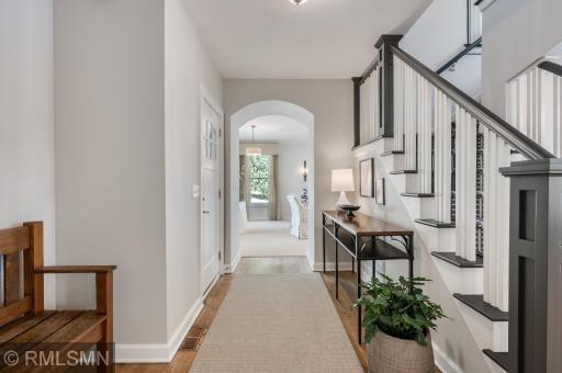 3000 W Owasso Boulevard, Saint Paul, MN 55113