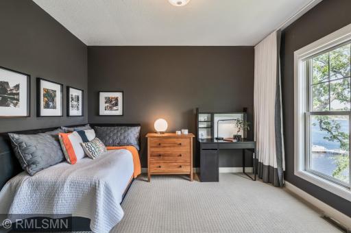3000 W Owasso Boulevard, Saint Paul, MN 55113