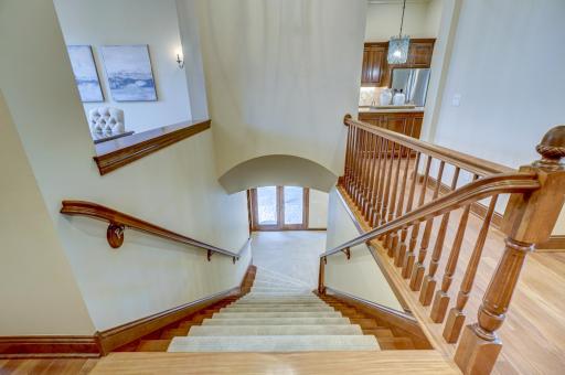 17 Pine Cone Road, Saint Paul, MN 55127