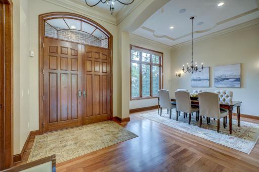17 Pine Cone Road, Saint Paul, MN 55127