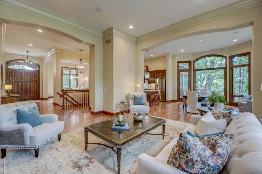17 Pine Cone Road, Saint Paul, MN 55127