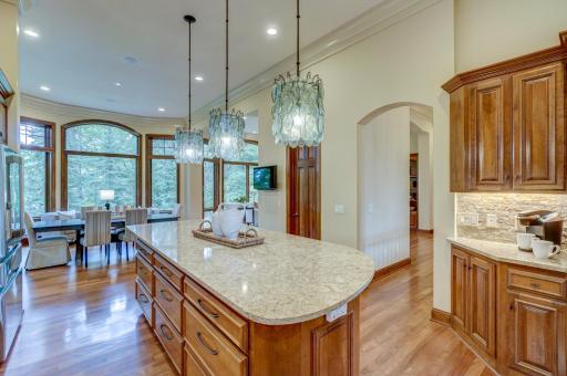 17 Pine Cone Road, Saint Paul, MN 55127