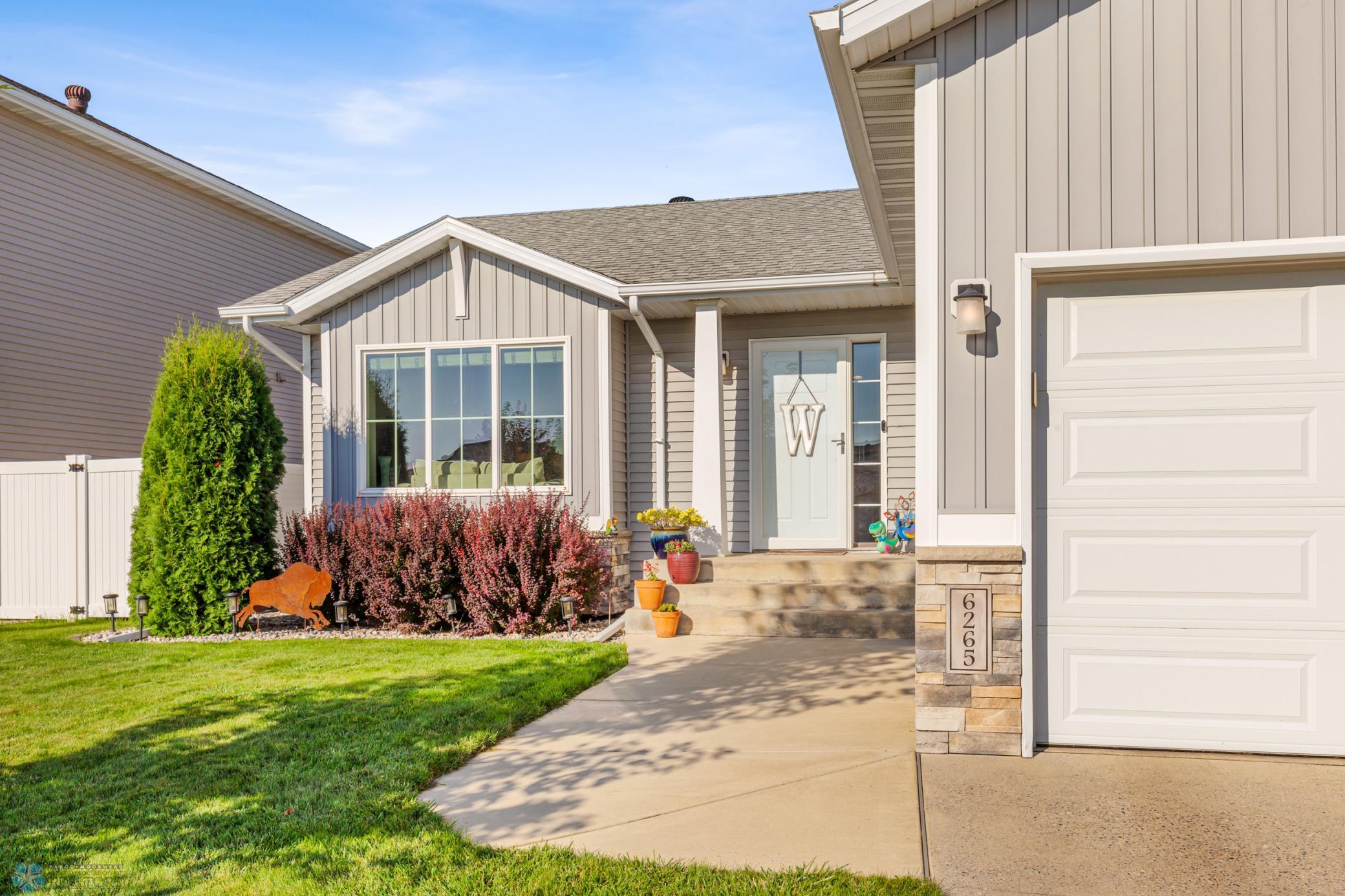 Front Entryway - Fully Landscaped