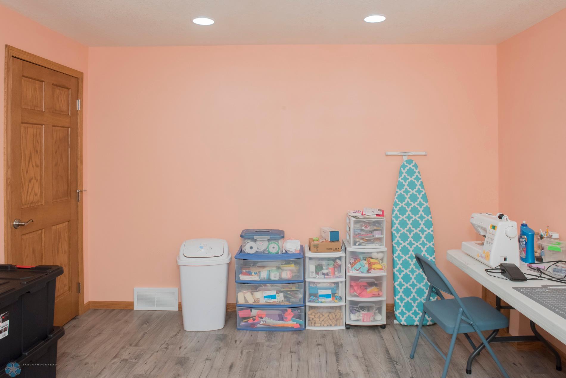 flex/hobby room
