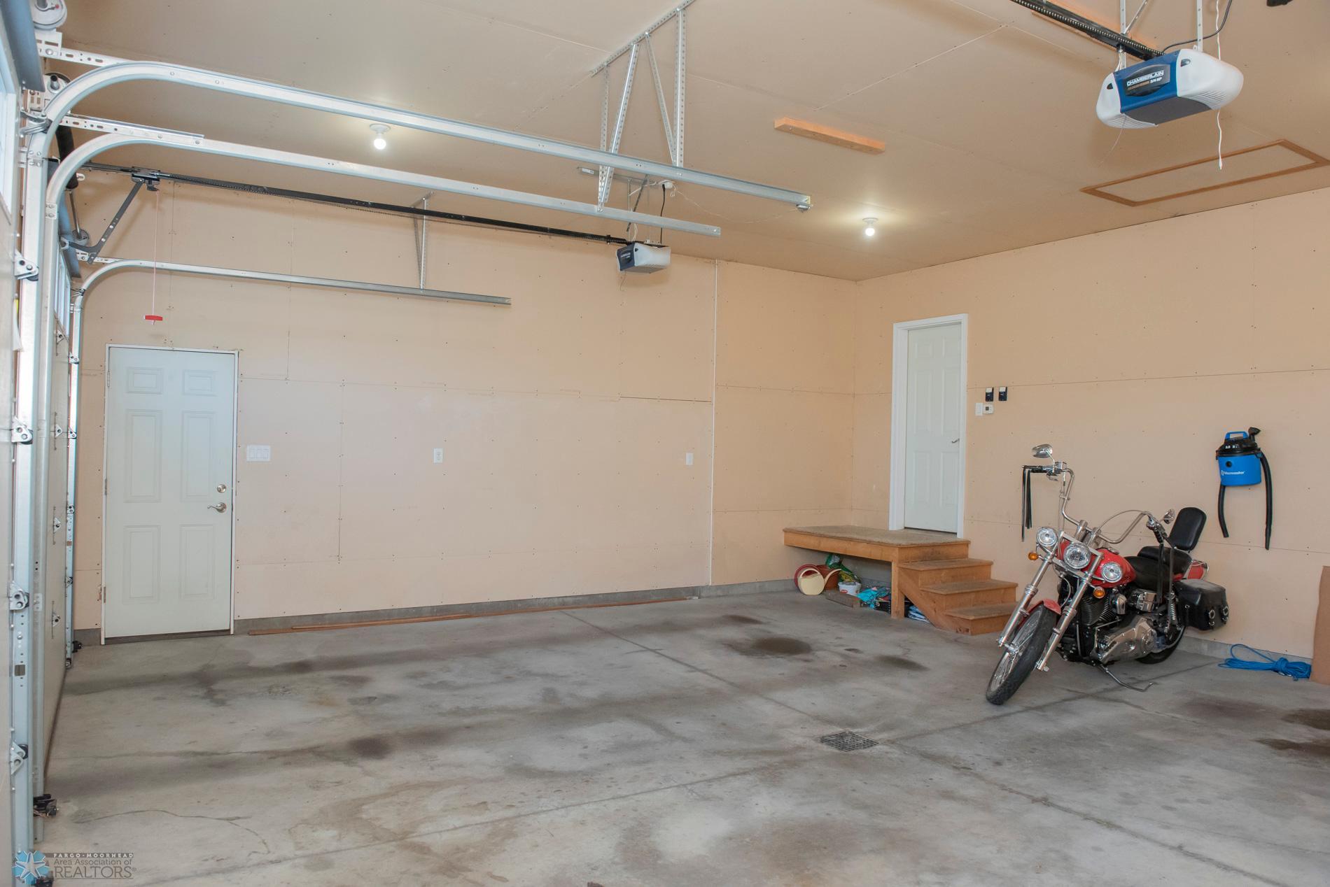 double attached garage with floor heat