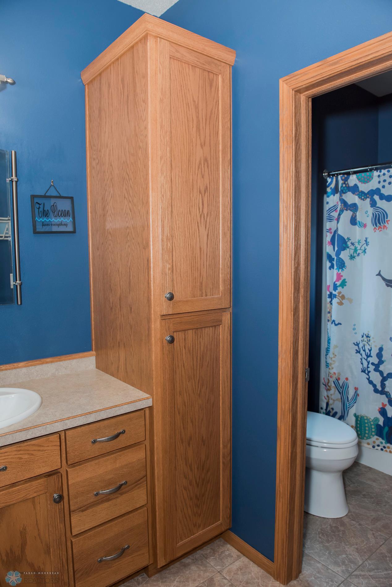 main level bath
