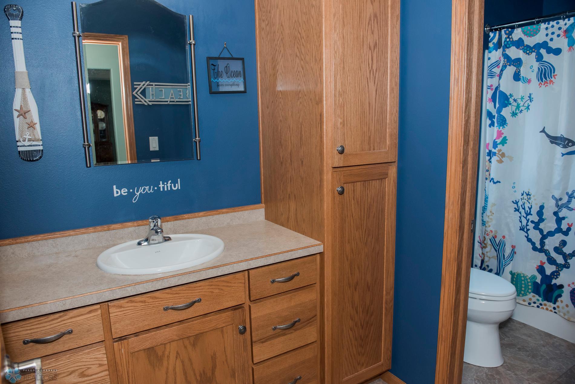 main level bath
