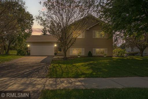 Photo for 16467 Griffon Trail, Lakeville, MN 55044 - listing #6600120 16467 Griffon Trail, Lakeville, MN 55044