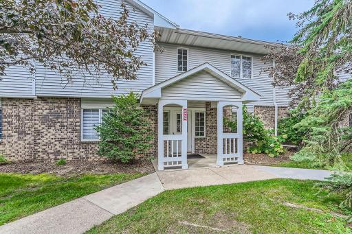 1063 Duckwood Drive, 204, Eagan, MN 55123