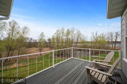 19 Kestrel Court, Saint Paul, MN 55127