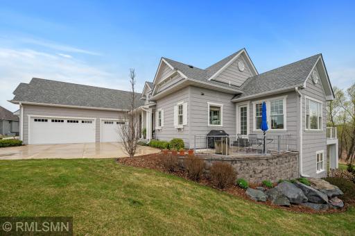 19 Kestrel Court, Saint Paul, MN 55127