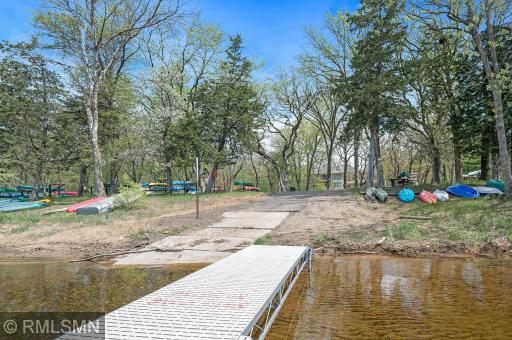 19 Kestrel Court, Saint Paul, MN 55127