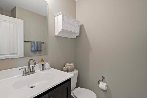 1713 Riverside Dr Upper 1/2 Bath