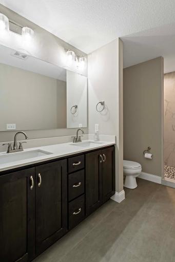 1713 Riverside Dr Owner's 3/4 Bath